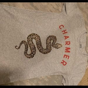 amuse society tee. Worn once! New quality.